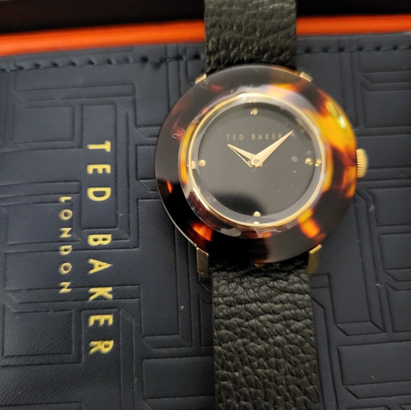 Ted Baker Tortoise watch - Picture 3 of 7